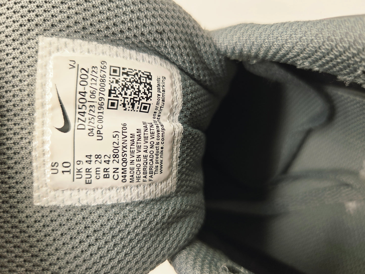 Nike Air Max 90 'Reflective Gray'