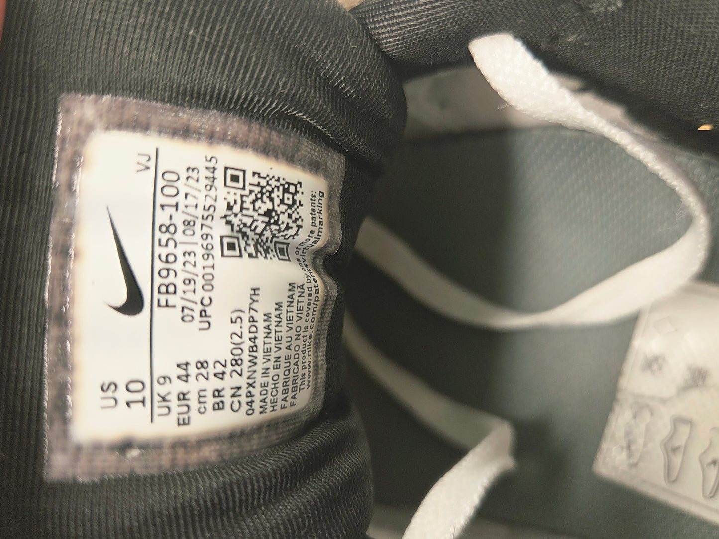 Nike Air Max 90 'Team Red'