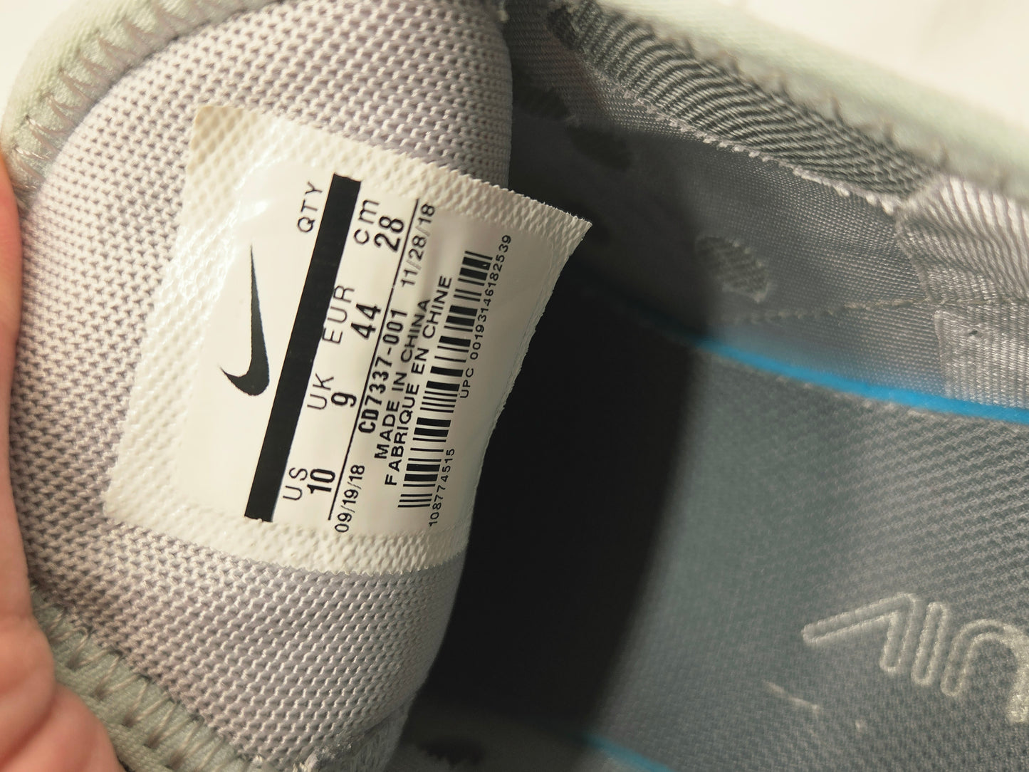 Nike Air Max 270 'Wolf Grey/Volt'