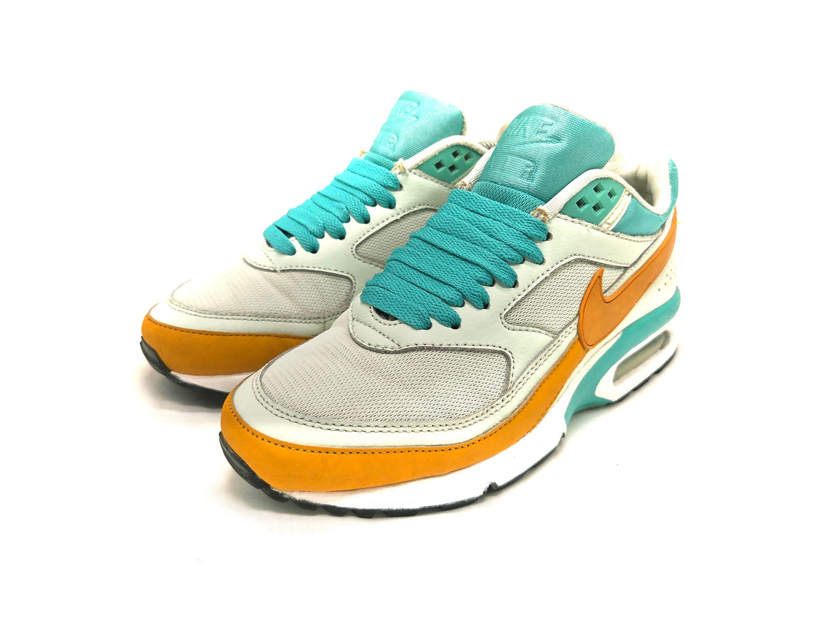 Nike Air Max Classic BW 'Barely Green/Gold Leaf'