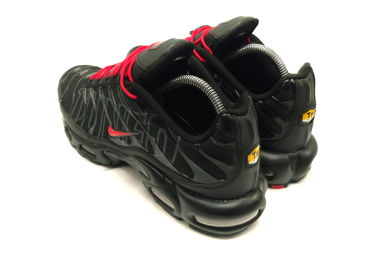 Nike Air Max Plus TN 'Black/University Red'
