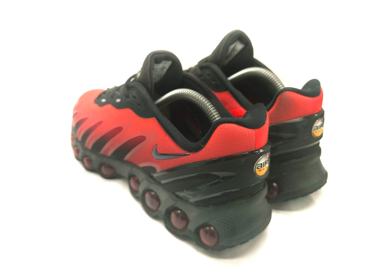 Nike Air Max DN8 'Gym Red'