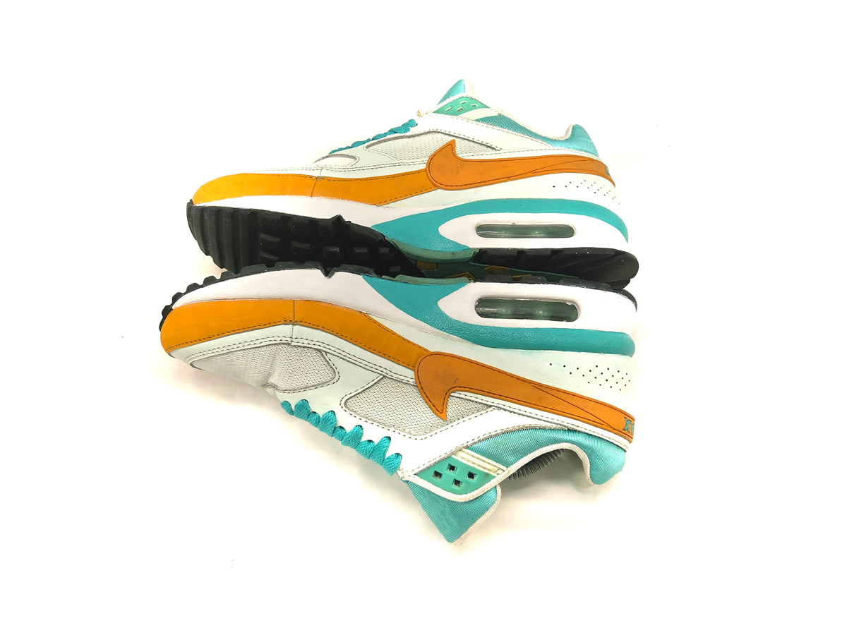 Nike Air Max Classic BW 'Barely Green/Gold Leaf'