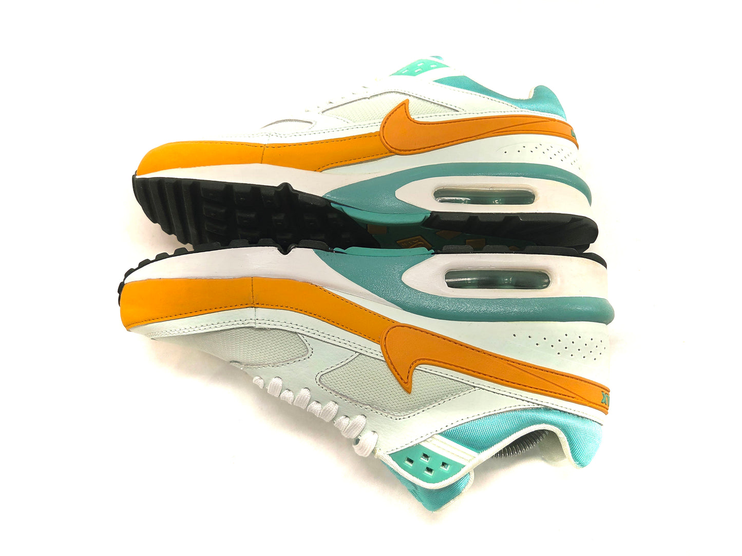Nike Air Max Classic BW 'Barely Green/Gold Leaf'