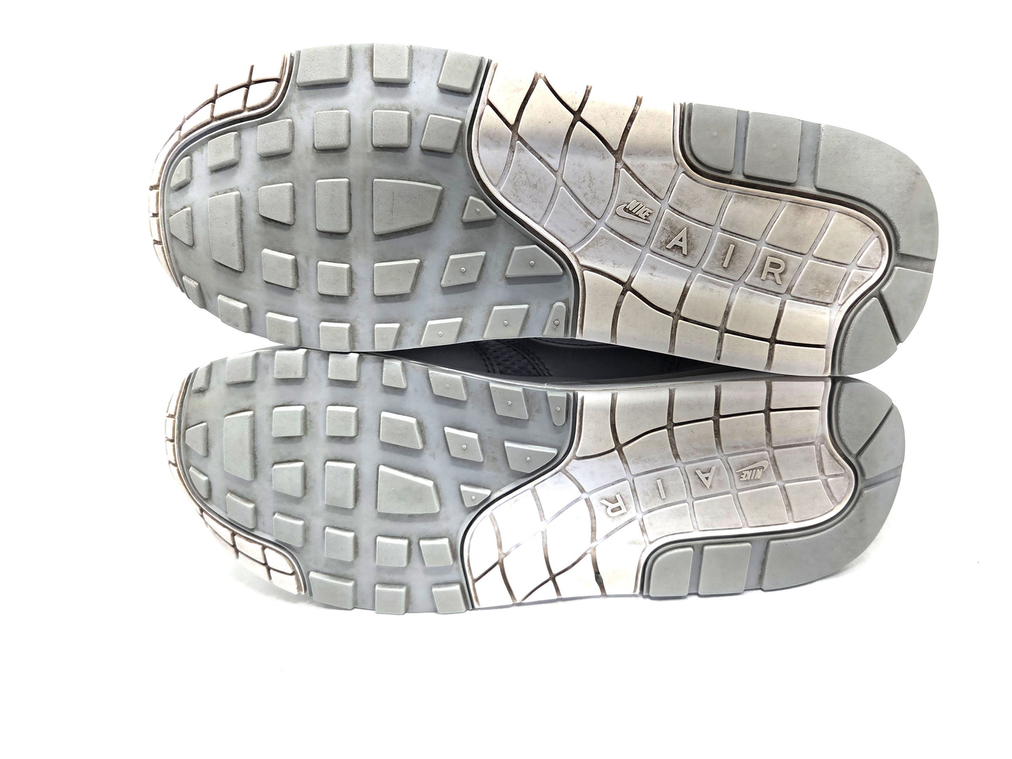 Nike Air Max 1 'Metallic Silver'